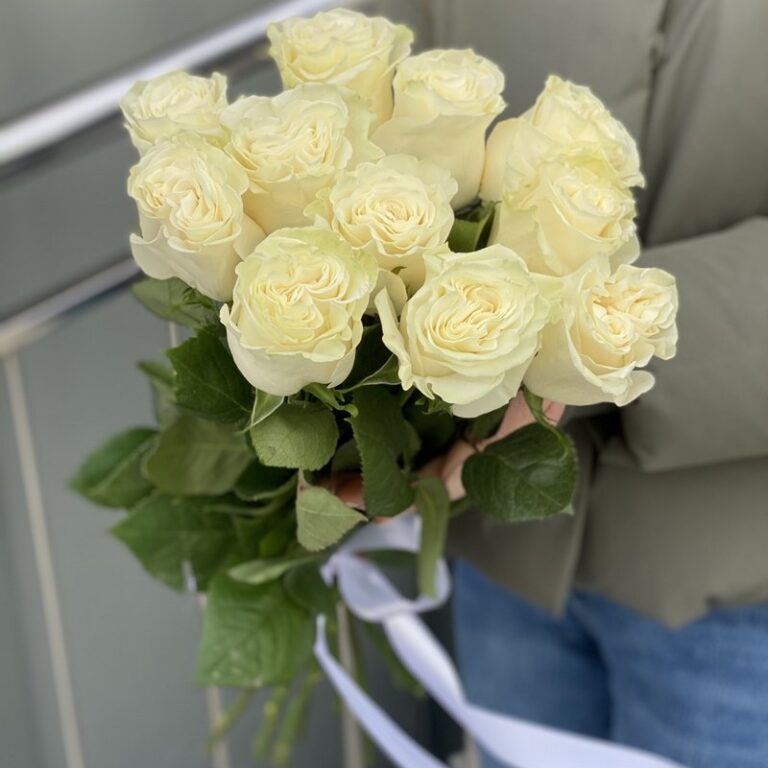 Букет «Белые розы»