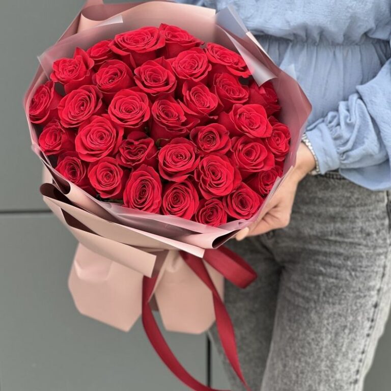 Букет «35 красных роз»